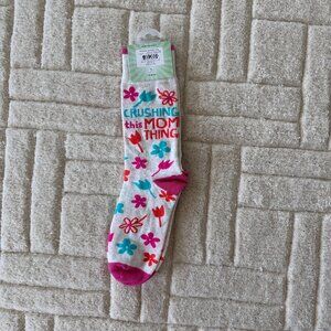 NWT Funatic Crushing This Mom Thing Socks - Unisex